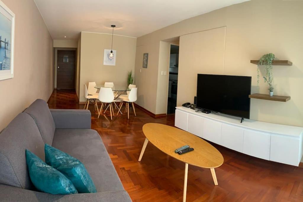 Mla Apartments - Kennedy Lima Bagian luar foto